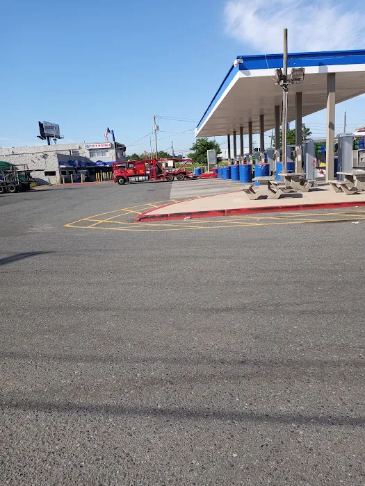 Raul's Truck Repair 0