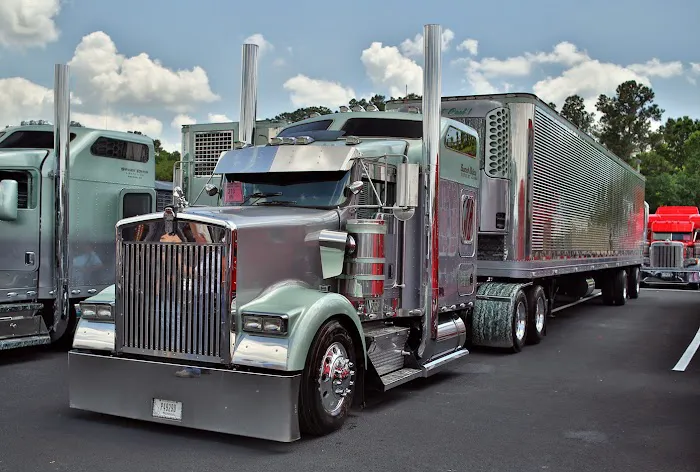 Raul's Truck Repair 7