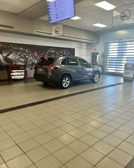 Hudson Toyota Service and Parts 3