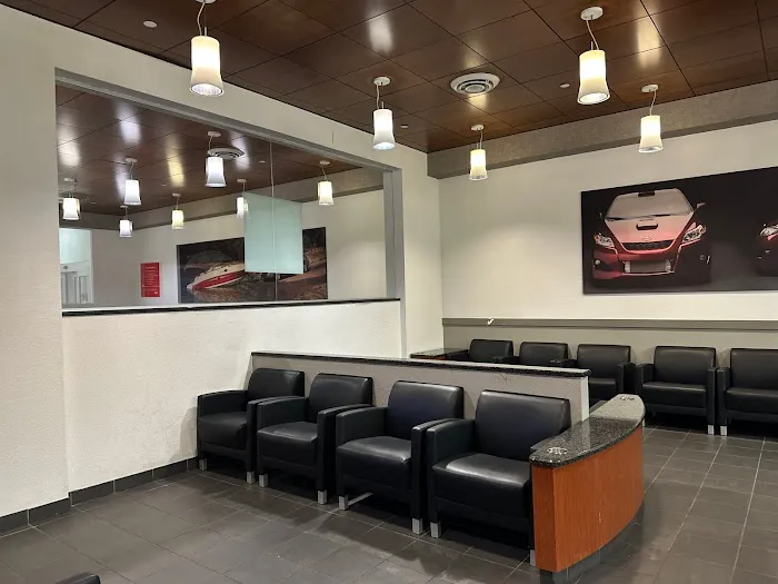 Hudson Toyota Service and Parts 6