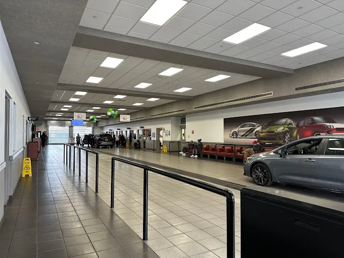 Hudson Toyota Service and Parts 7
