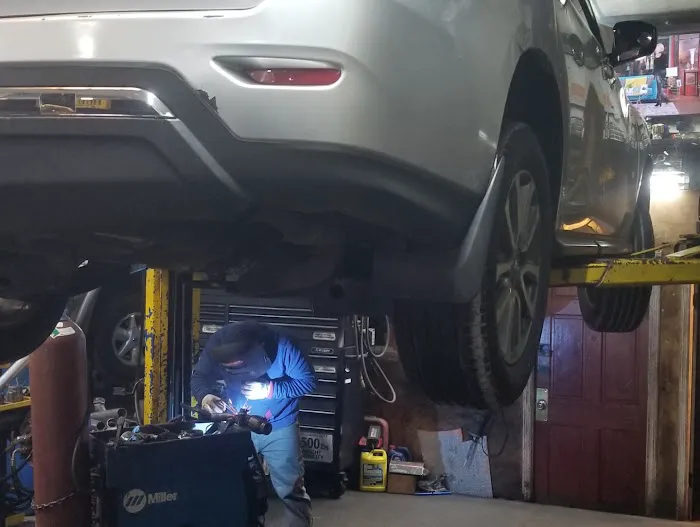 Kandahar Auto Muffler Shop 1