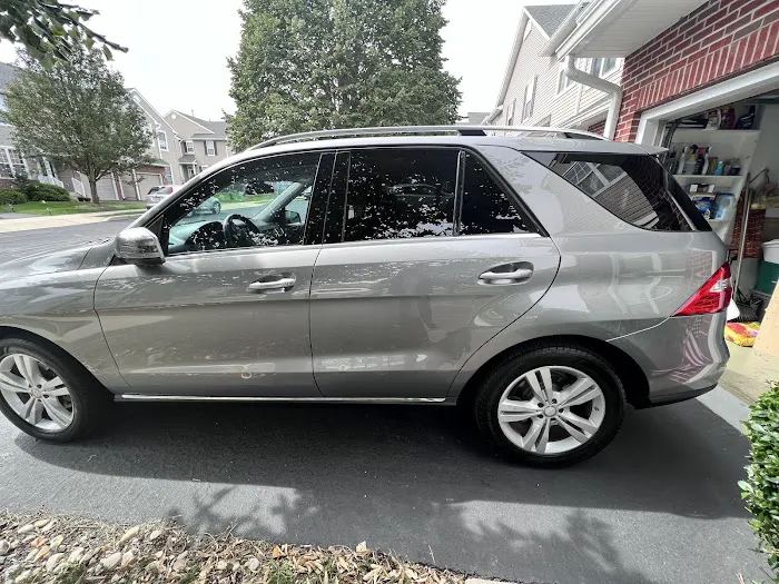 Francesco Auto Body Inc 3