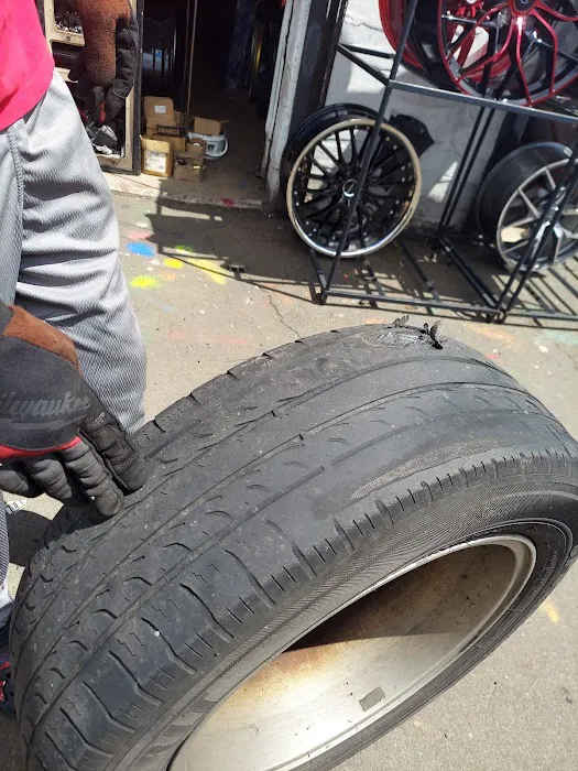 Carmen's Tires & Quick Lube 0