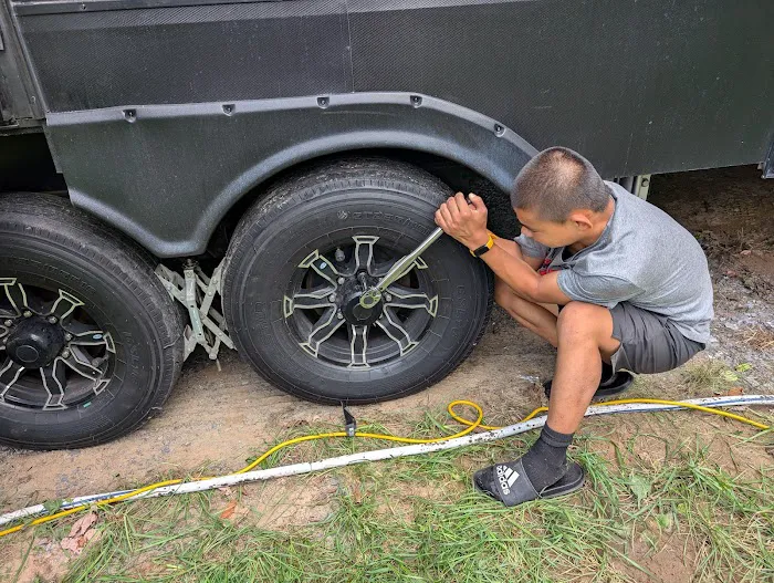 Warren Tire Service Center Inc. 5