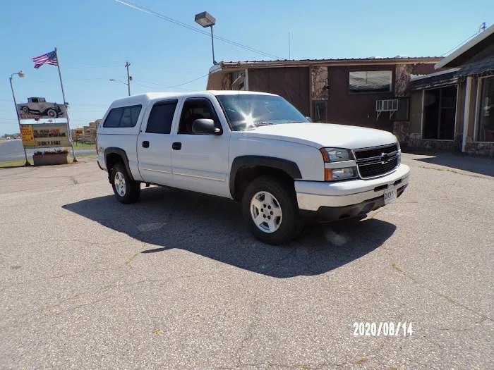 Dick's Auto Body & Sales 2