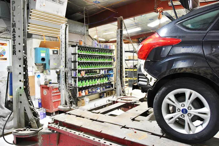 Pat's Body Shop Inc 0