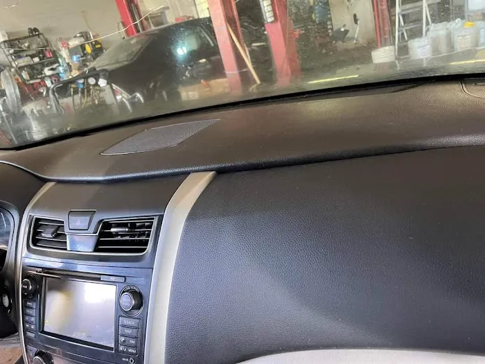 Unique Body Shop 4