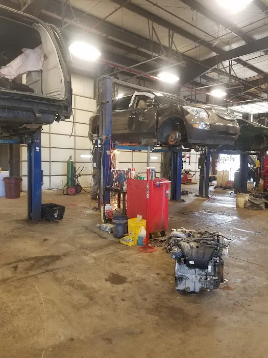 Fenix Parts Chicago (Previously Stafford's Auto Parts) 6