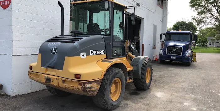 Universal Diesel Works 2