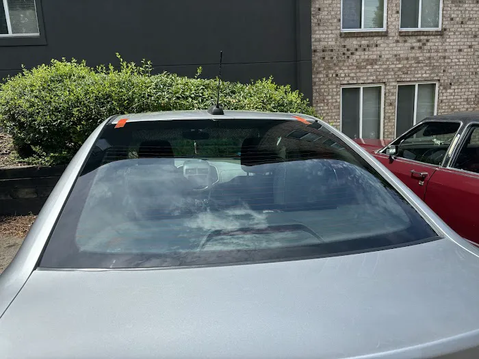 Amayas Auto Glass - Angel Amaya 3