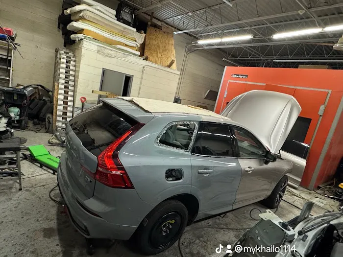 EHT North Pickup Truck & Trailer Repair Shop & Body Shop 1