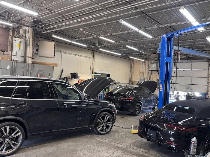 EHT North Pickup Truck & Trailer Repair Shop & Body Shop 2