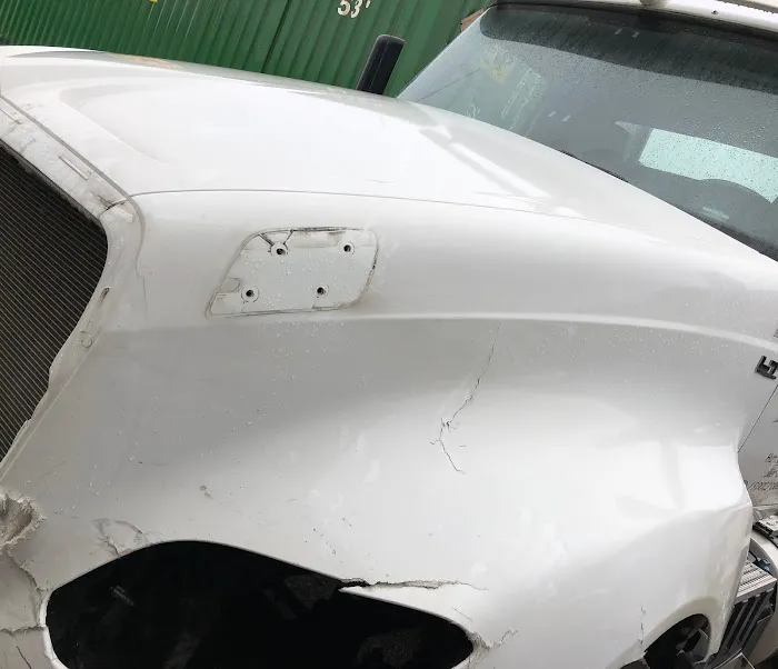 Total Fleet Services - Trailer Repair 7