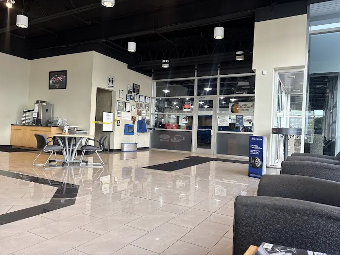 Friendly Ford Service 2