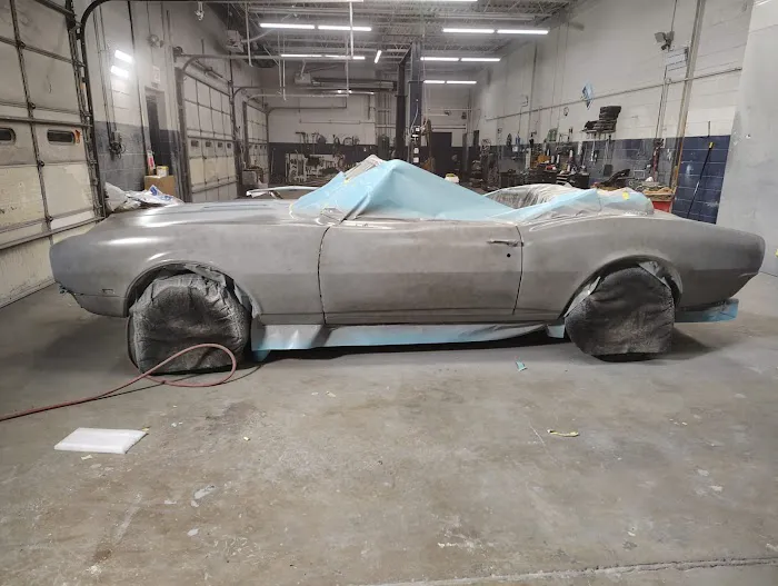 Maaco Auto Body Shop & Painting 2