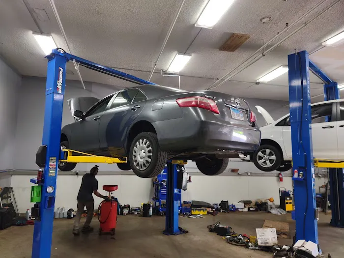 Advance Car Care 0