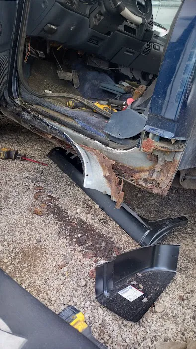 Ugly Monkey's diesel repair 0