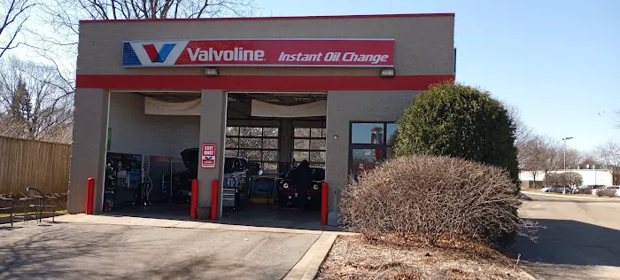 Valvoline Instant Oil Change 6