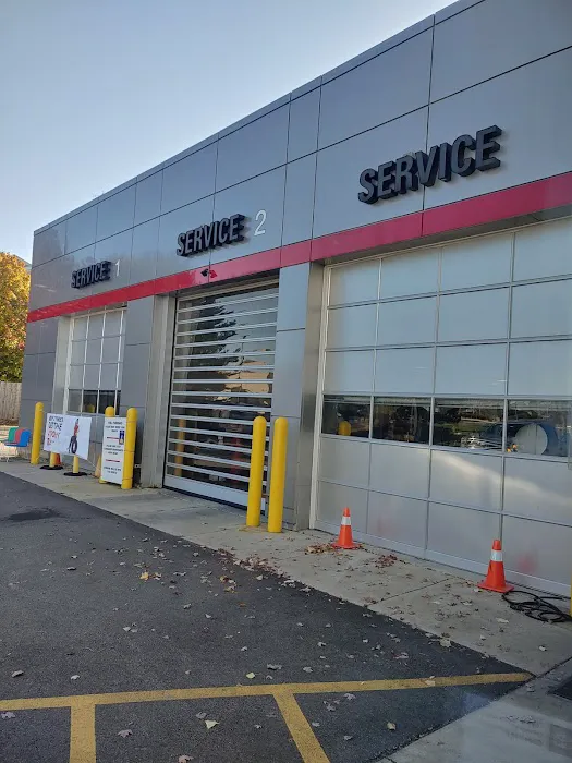 St Charles Toyota Service 7