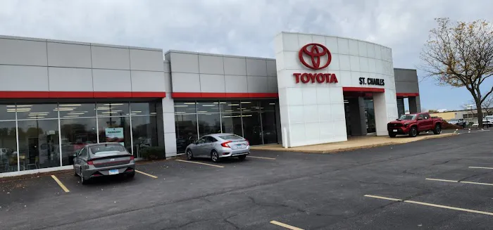 St Charles Toyota Service 6