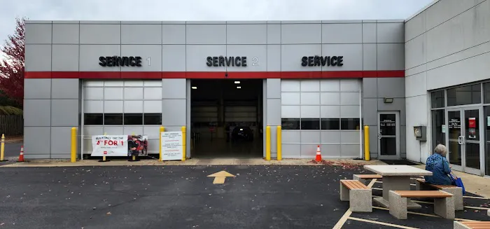 St Charles Toyota Service 4