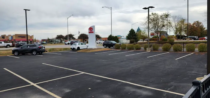 St Charles Toyota Service 5