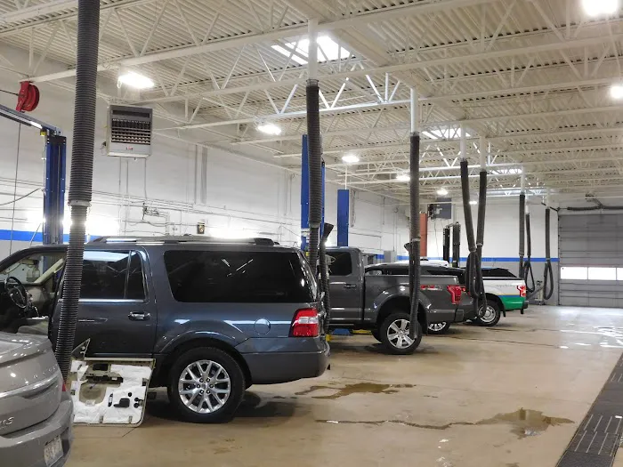 Hawk Ford of St. Charles Service Department 2
