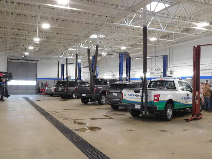 Hawk Ford of St. Charles Service Department 8