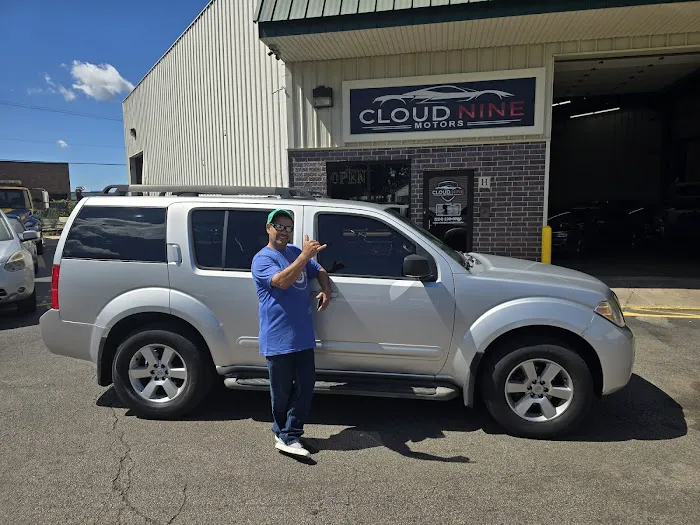 Cloud Nine Motors & Service 8