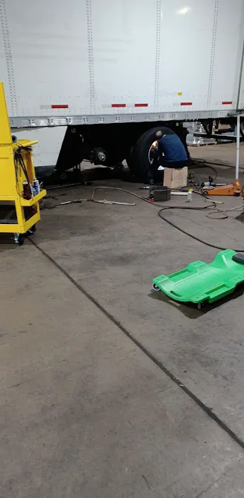 FLEETWOOD TRUCK REPAIR INC 4