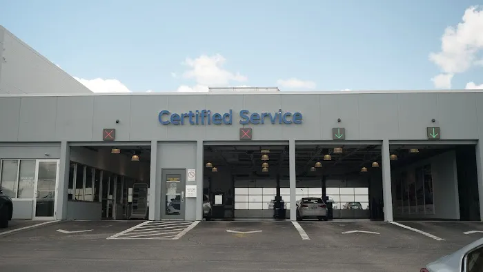 Sunrise Chevrolet Service Center 7
