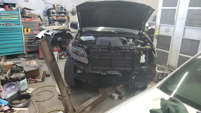 J R's Auto Repair 5
