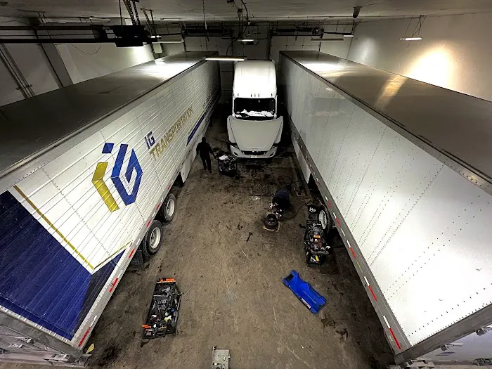 Bolingbrook Truck and Trailer Repair 5