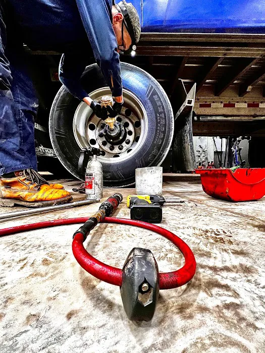 Bolingbrook Truck and Trailer Repair 3