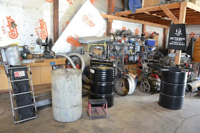Total Truck & Auto Repair 6