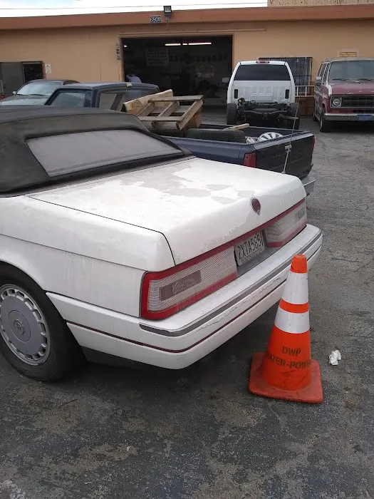 Raul’s Auto Upholstery 2