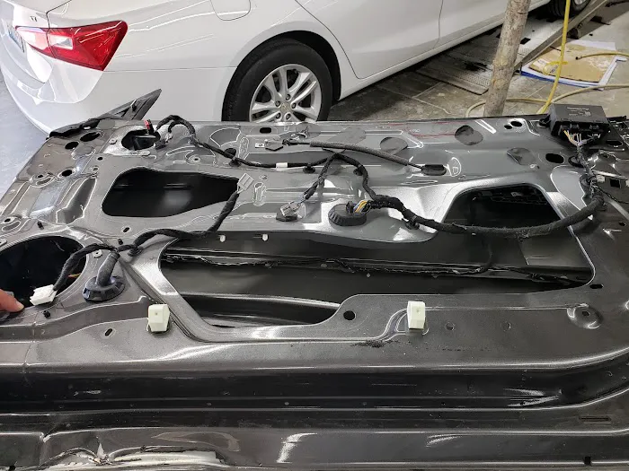 Tashken Auto Body & Paint 2
