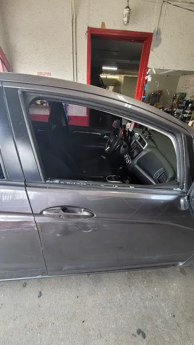 American Auto Glass 7