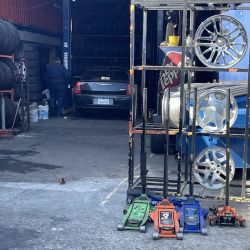 Los Angeles Tires ico