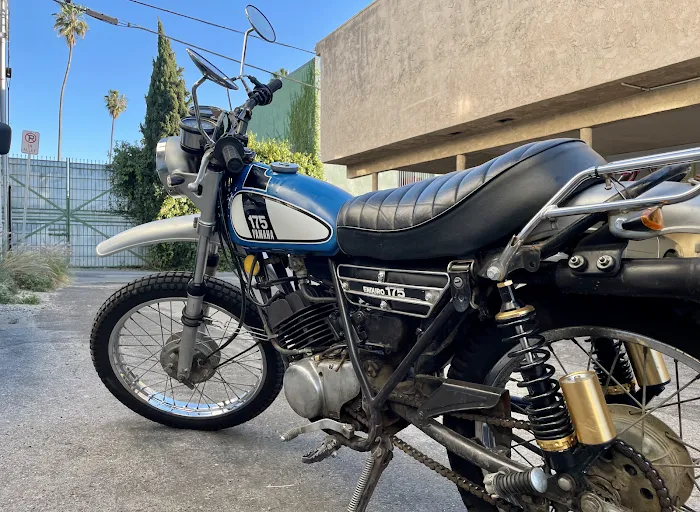 Moto Classic Garage 8