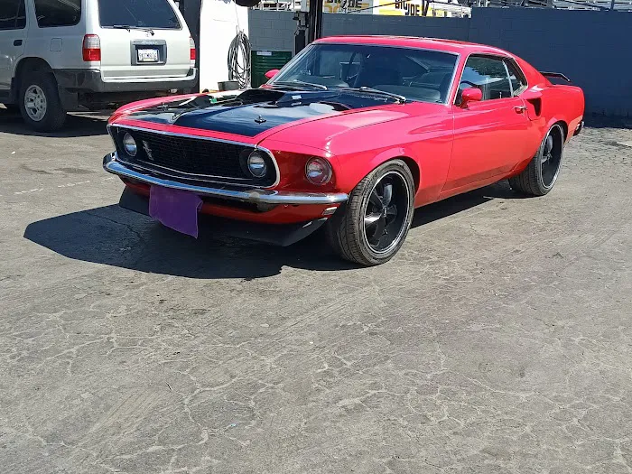 V & L Auto Body & Paint 3