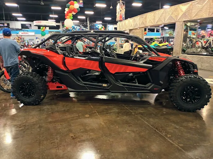 Del Amo Motorsports | Service Department 7