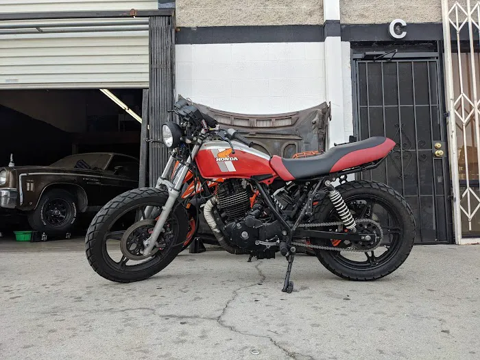 5050 Garage 3