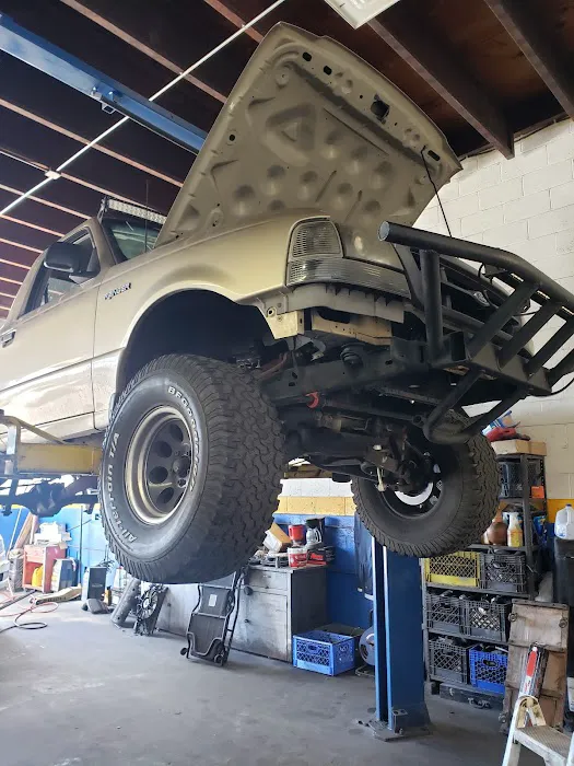 Hawthorne Auto Center 2