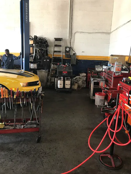 Hawthorne Auto Center 4
