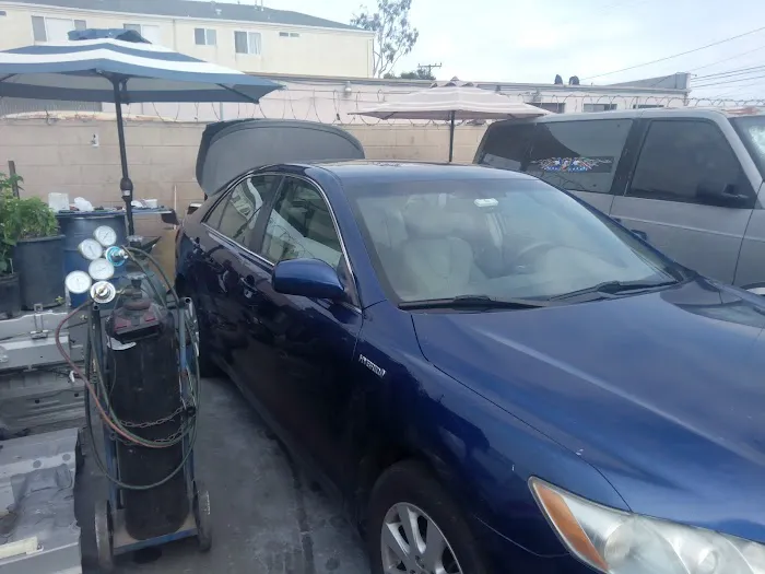 Hawthorne Auto Center 0