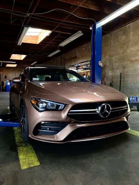 VR AUTO COLLISION CENTER 9