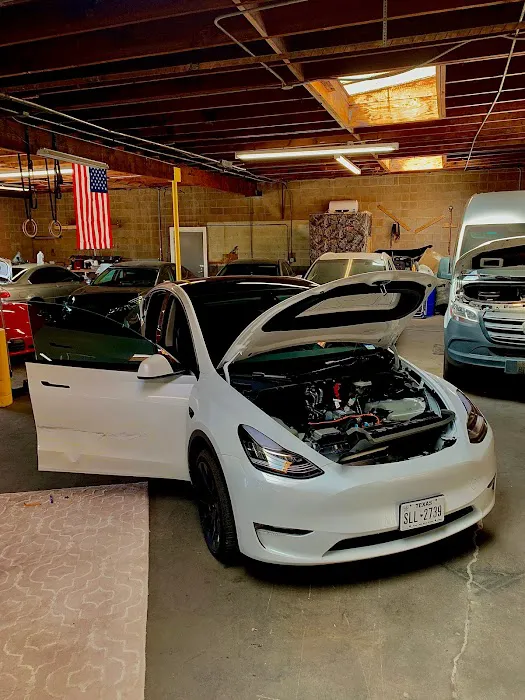 VR AUTO COLLISION CENTER 7