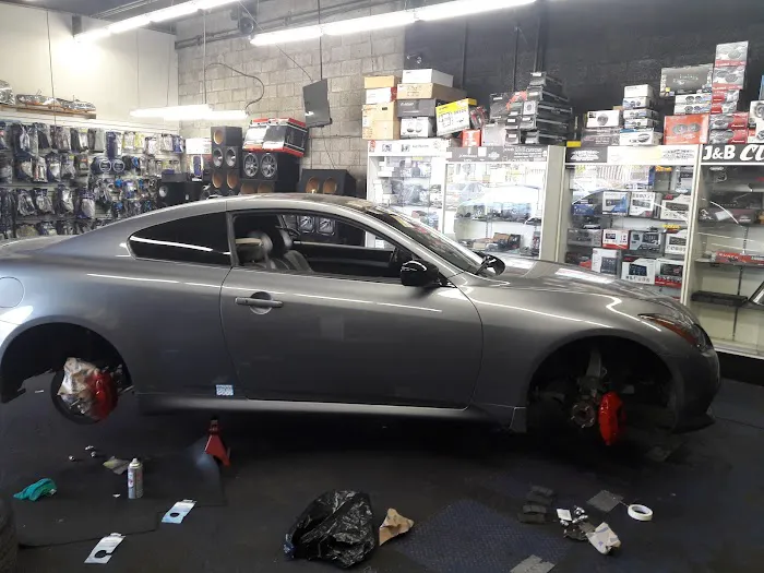 J&b Customs sounds 9